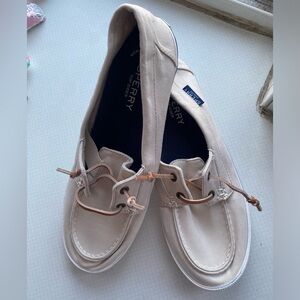 Sperry women’s slip on shoes